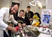 In der Praxis Dr. Tux